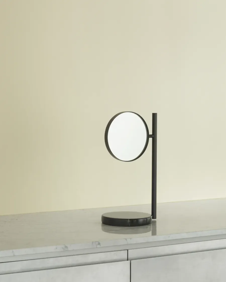 Normann Copenhagen Pose dubbelzijdige tafelspiegel 21x39 cm, Zwart< Tafelspiegels
