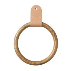 FDB Møbler Q4 Allé Scarf ring, Oak nature lacquered< Haken & Hangers