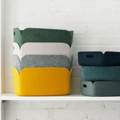 Muuto Restore dienblad, midnight blue< Opbergmanden