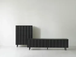 Normann Copenhagen Rib dressoir laag, Soft Black< Tv- & Mediameubels|Ladekasten & Dressoirs