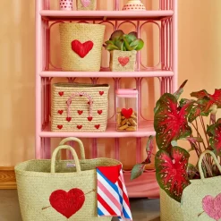 RICE raffiamand met handvat 30x30 cm, Red hearts< Opbergoplossingen Voor De Kinderkamer|Opbergmanden