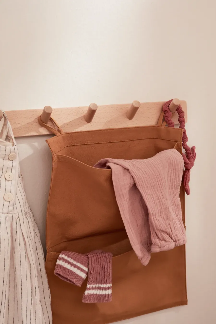 Kid's Concept Saga kapstokje, Beuken< Haken & Hangers