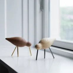 Normann Copenhagen Shorebird walnoot-messing, Middel< Houten Beelden