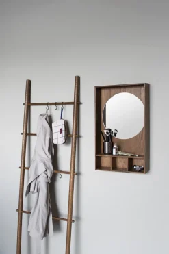 Mette Ditmer Show-me spiegel met plank small, Dark oiled< Wandspiegels