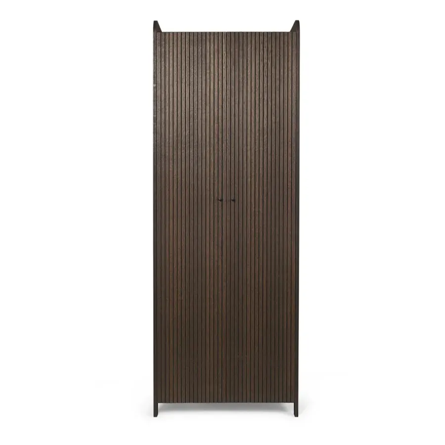 Ferm Living Sill Tall kast, Dark stained oak< Kasten & Vitrines