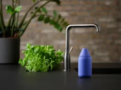 Zone Denmark Singles zeepdispenser, Indigo< Zeepdispensers & Zeepschaaltjes