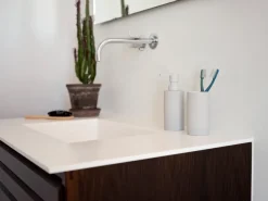 Zone Denmark Solo zeepdispenser, Soft Grey< Zeepdispensers & Zeepschaaltjes