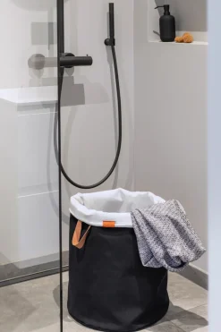 Mette Ditmer Sort It wasmand, Black< Wasmanden