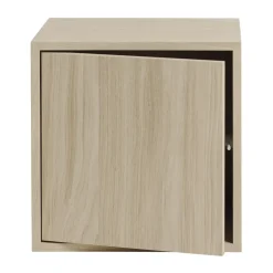 Muuto Stacked opbergsysteem met deur medium, Eikenhout< Planken & Planksystemen