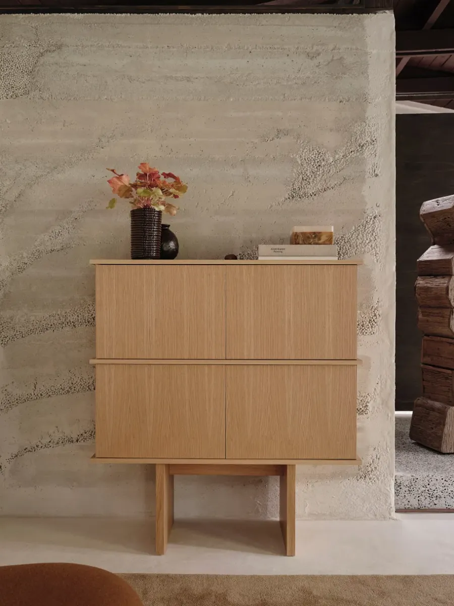 Ferm Living Stilt sideboard double 109x100 cm, Natural oak< Ladekasten & Dressoirs