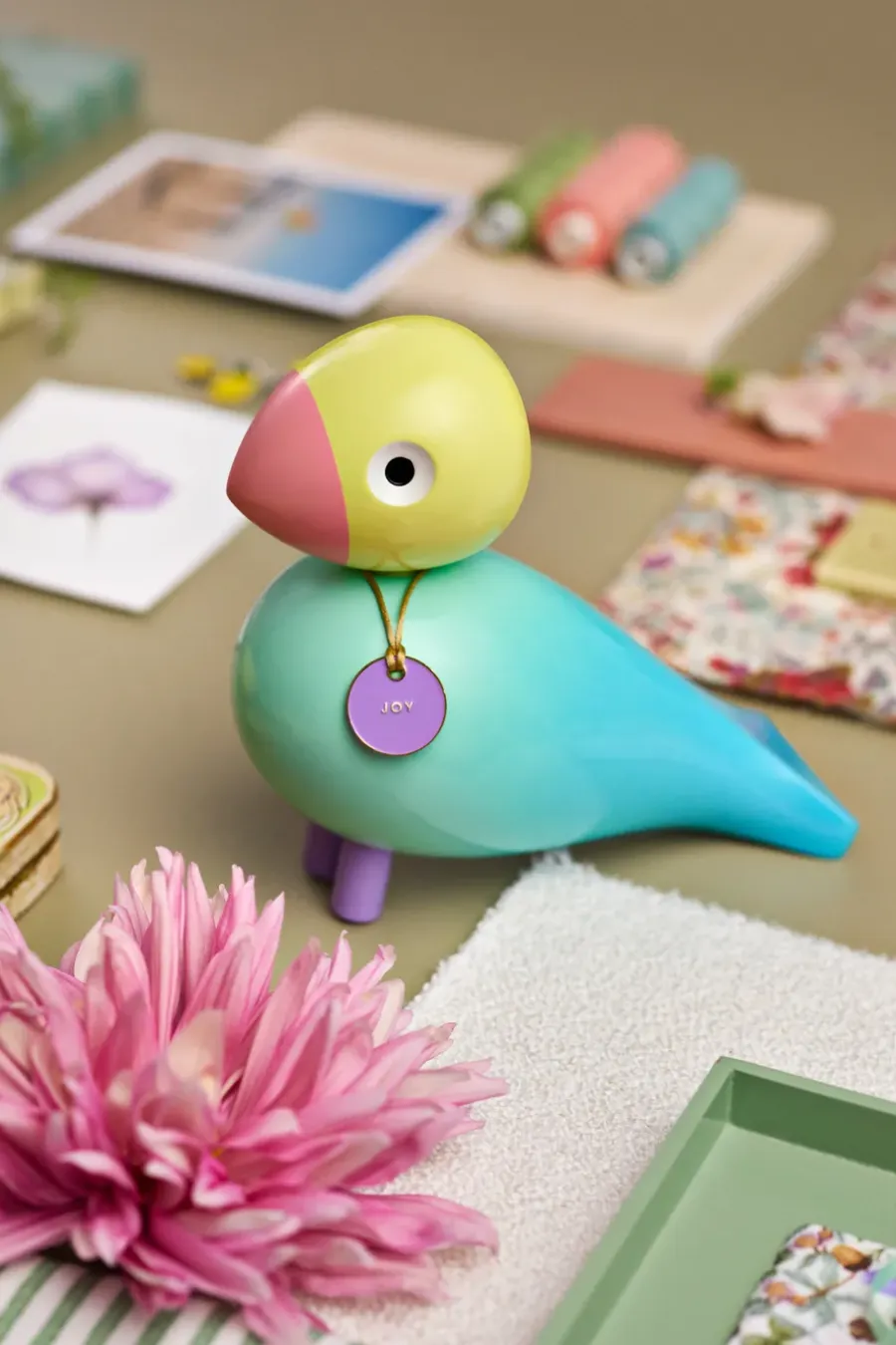 Kay Bojesen Denmark Story bird, Joy< Houten Beelden