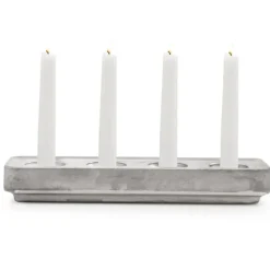 Born In Sweden Stumpastaken kaarsenhouder lang, 8,5 x 29,5 cm.< Adventskandelaars & -Kaarsen