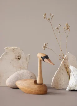 Spring Copenhagen The Swan decoratie zwaan, Eikenhout< Houten Beelden