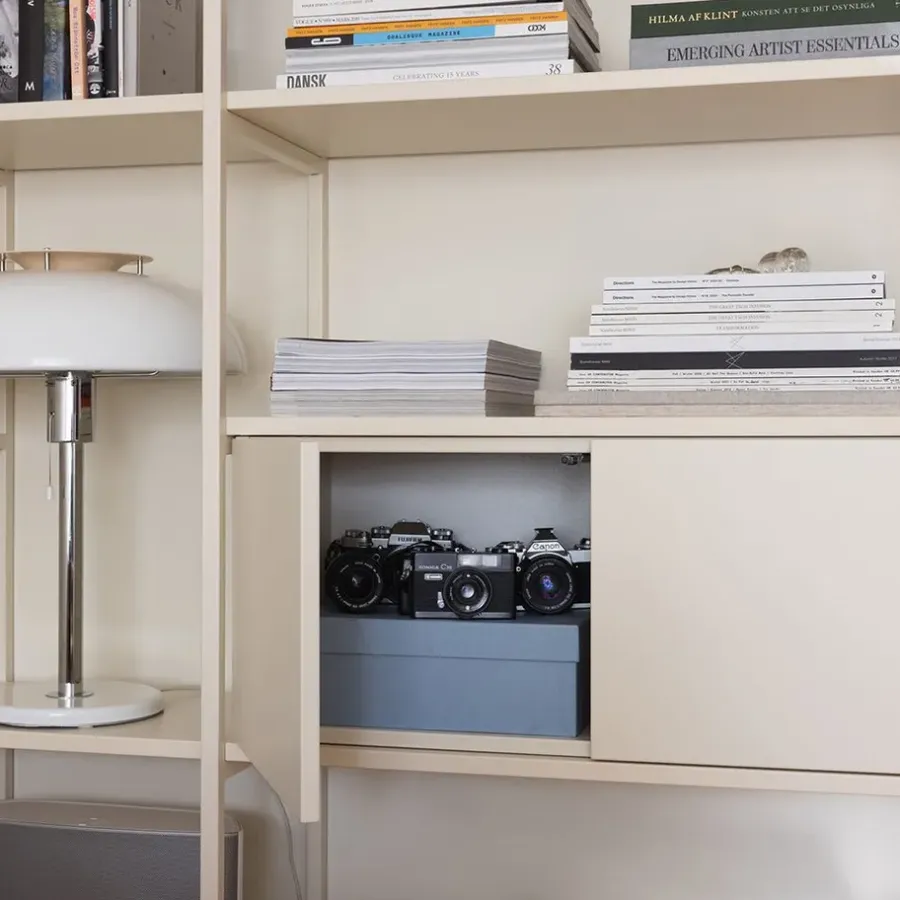 TÔNN furniture TÔNN kast 31,6x75,8 cm, Off-white< Kasten & Vitrines