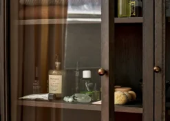 &Tradition Trace SC88 vitrinekast 120x192x40 cm, Dark stained oak< Kasten & Vitrines
