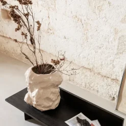 Ferm Living Tuck vaas 34 cm, Cashmere< Vazen