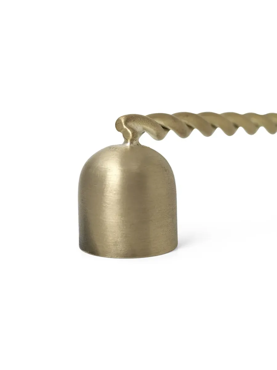 Ferm Living Twist kaarsendover, brass< Kaarsenaccessoires