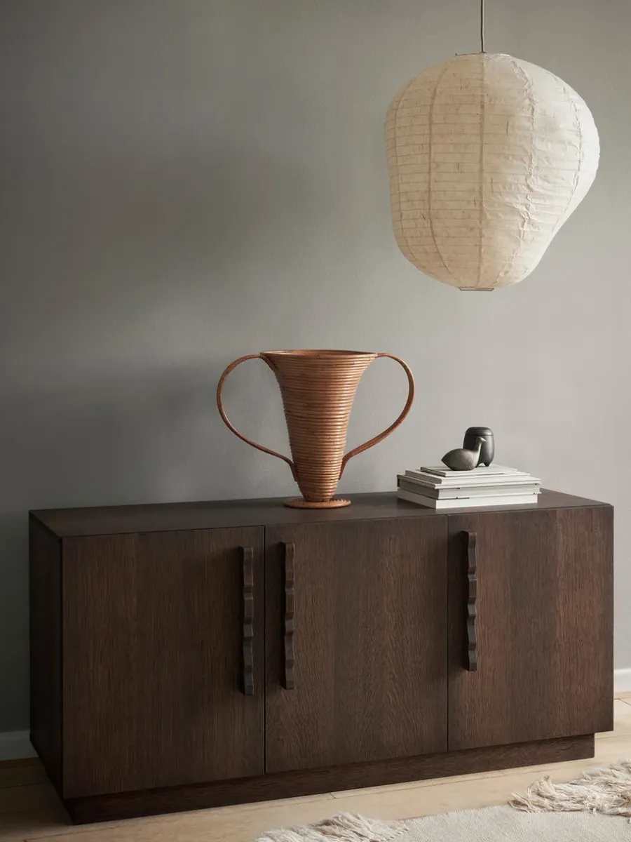 Ferm Living Unda sideboard 146x68x50 cm, Donker gebeitst eikenhout< Ladekasten & Dressoirs