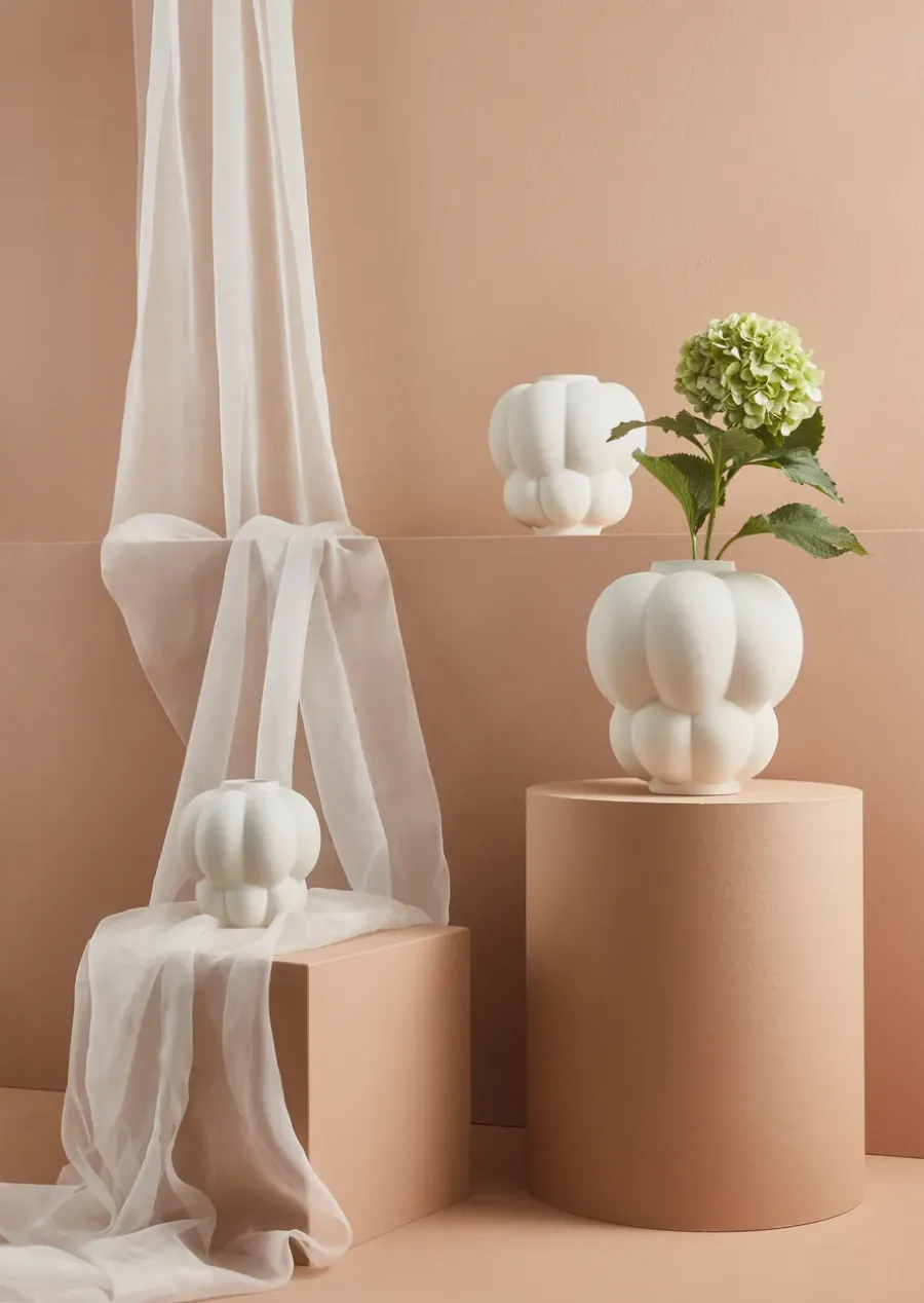 AYTM Uva vaas 28 cm, Cream< Vazen