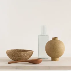 URBAN NATURE CULTURE Vico vaas 23 cm, Wood trush< Vazen