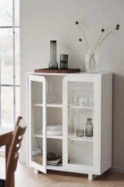 1898 Vidja lage vitrinekast, White< Kasten & Vitrines