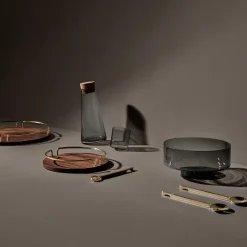 AYTM Volvi schaal 25 cm, Zwart< Decoratieve Schalen