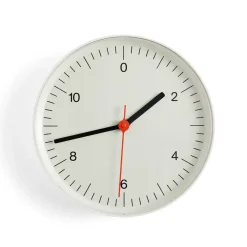 HAY Wall Clock wandklok Ø26,5 cm, White< Wandklokken