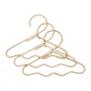 Ferm Living Wavi kledinghanger 3-pack, Natural< Kapstokken & Hangrekken|Haken & Hangers