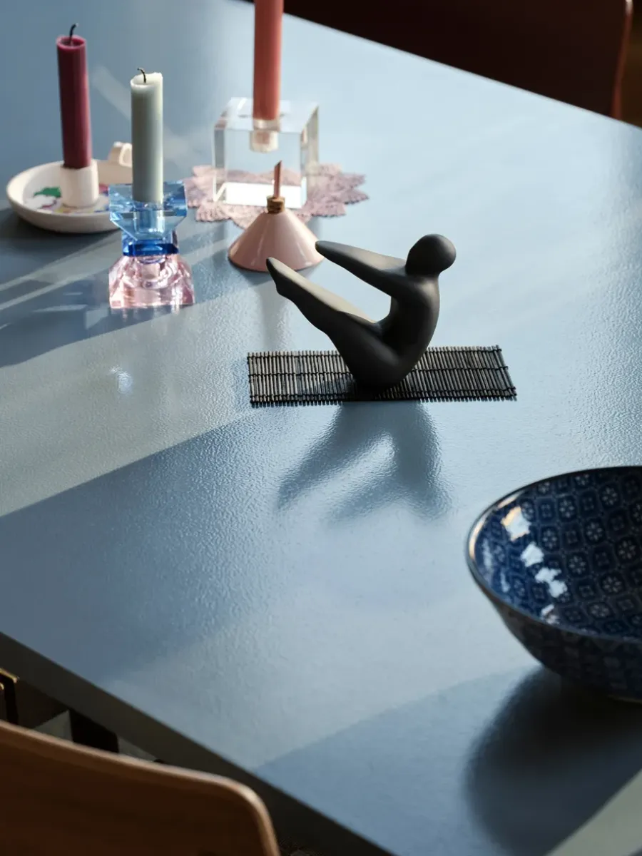 Design House Stockholm Yoga decoratie no. 2, Black< Sculpturen & Porseleinen Beelden